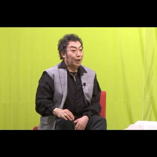 コロッケのインスタグラム：「【告知】 ざっくりYouTubebコラボ後編!! ジュニアの裏話が爆発！ 小籔の妄想ネタがヒートアップ！ コロッケはついていけるのか・・  本日 3/24 18:00 よりコロコロコロッケTVにて公開!!  ↓↓↓ https://youtu.be/WdTbh8PR9Gg  @chihara_jr  千原ジュニア  @koyabukazutoyo_shinkigeki  小籔千豊  @iwaotsukushi  岩尾望  #ざっくりYouTube #千原ジュニア #小藪#フットボールアワー」