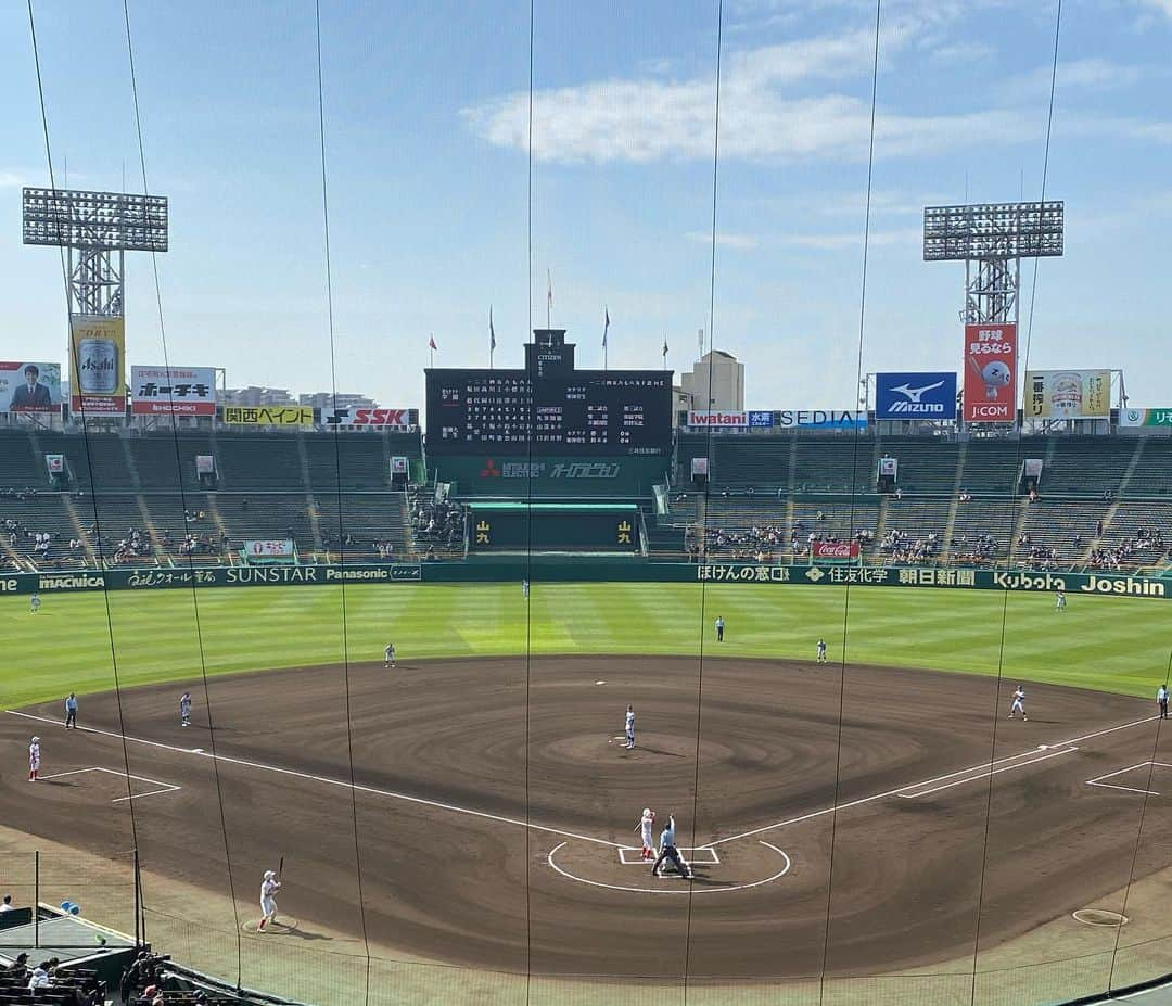 吉見一起さんのインスタグラム写真 - (吉見一起Instagram)「記者席からの甲子園球場 約20年前の自分と照らし合わせての観戦 子供達に生で観せてあげたいと感じました。」3月24日 13時55分 - kazukiyoshimi_official