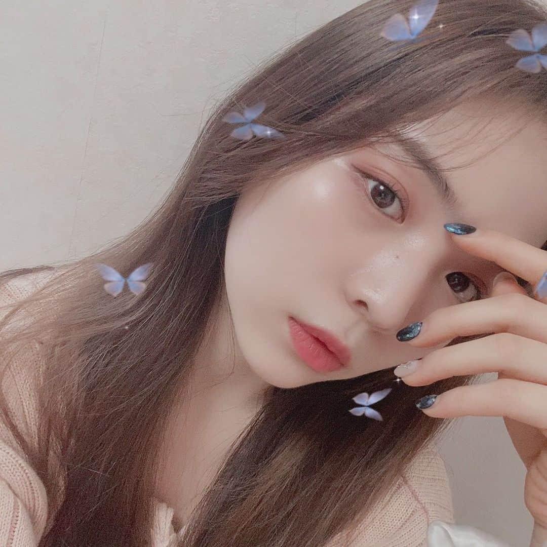 NiziUさんのインスタグラム写真 - (NiziUInstagram)「Spring🌸🦋✨ . . . #niziu #maya #🦢」3月24日 15時38分 - niziu_artist_official