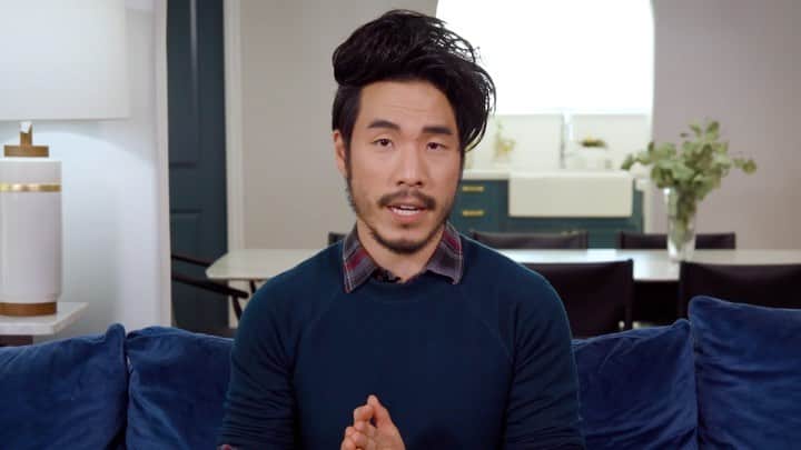 ユージン・リー・ヤンのインスタグラム：「Please watch, share, and join this in-depth conversation about the complex, often untold story of the Asian American community, the unique struggles we face, and how you can help #StopAsianHate. (full-length documentary link in bio) Speak up and speak out with us by sharing your story on YouTube and social media with the hashtag #TalkAsianHate.」