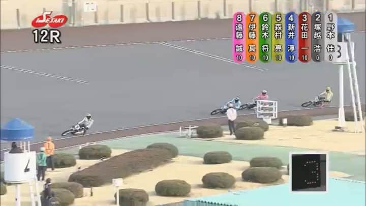 古澤恵のインスタグラム：「やったー🏁 初優勝できました㊗️🎉 3日間全て1着の完全勝利✨ 気持ちいい〜！  オートレース人生まだまだこれからですがひと先ず良かった😆 父ちゃんおめでとう🧡  キリン最高〜‼️  #オートレース #伊勢崎オート #初優勝 #6度目の正直 #デビューから1年9ヶ月 #父ちゃんかっこいい」