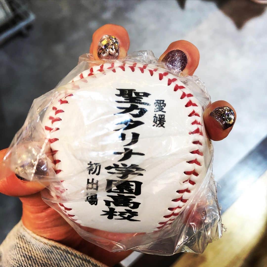 吉田千晃のインスタグラム：「❤︎#選抜高校野球 ❤︎ #初出場で #強豪校相手に  #いい試合でした  #フォークってどう持つの？」