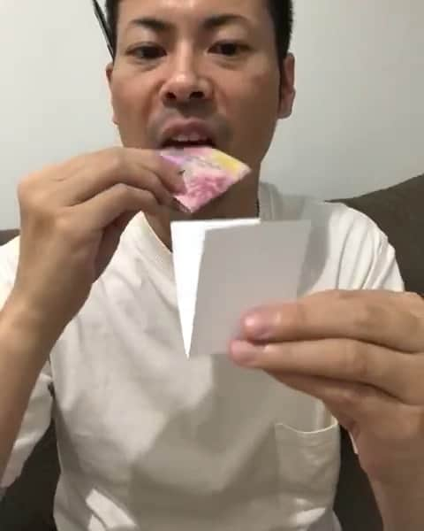 アキラ・コンチネンタル・フィーバーのインスタグラム：「AKIRA KIMURA MAGIC SHOW🇯🇵  #magic #sulap #illusion  #magictricks  #tricks  #akirakimura #akira #japan #agt #gottalent」