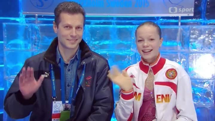 アナスタシヤ・ガルスチャンのインスタグラム：「6 лет назад ♥️⛸#worldsfigure2021 #stockholm2021」
