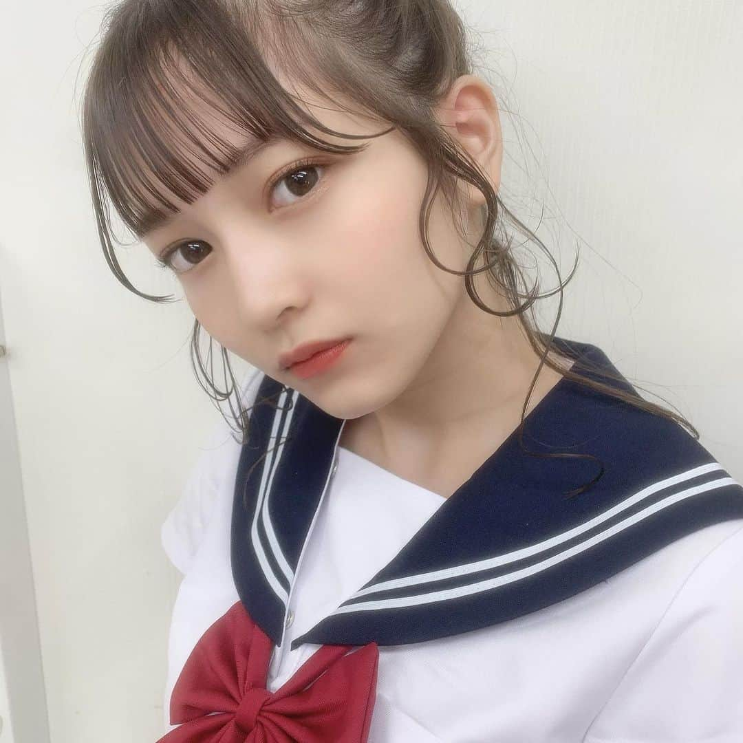 黒嵜菜々子さんのインスタグラム写真 - (黒嵜菜々子Instagram)「セーラー服どうですか！  #セーラー服  #jkブランド」3月24日 21時02分 - kurosaki0516