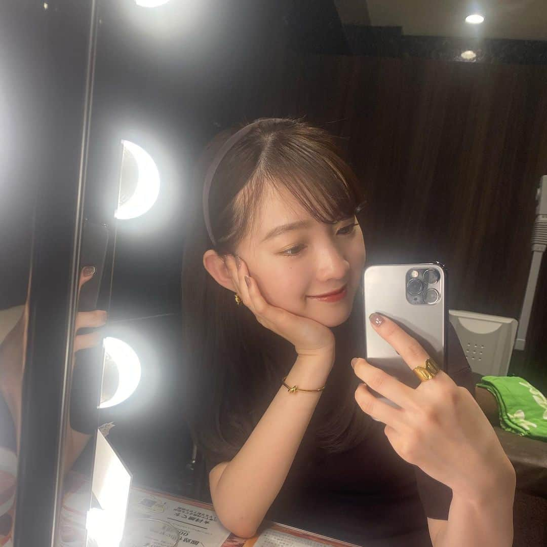 神谷由香さんのインスタグラム写真 - (神谷由香Instagram)「美容のお話し　♡♡♡﻿ ﻿ お休みの日の美容day 💄﻿ 横浜関内にある、エスノリーバ﻿ @esnoliba_kannai に行ってきたよ❤︎﻿ ﻿ 一つのサロンでフルコース受けられるのは﻿ とってもありがたい！！！﻿ ﻿ 私が受けたのは最新マシンが試せる﻿ フェイシャルフルコース120分　♩﻿ ﻿ ①カウンセリング﻿ ②クレンジング﻿ ③ハイパーナイフface20分﻿ ④ハイフface3900 shot﻿ ⑤ ハイドラフェイシャル﻿ ⑥プラズマシャワー照射﻿ ⑦無針水光注射﻿ ⑧ヒト幹細胞パック﻿ ﻿ お肌がツルツルもっちもちになったから﻿ 日頃のホームケアにも力が入る⤴︎﻿ ﻿ 初めてのハイフはドキドキだったけど﻿ 一目瞭然！キュッと顔が小さく！﻿ ﻿ 施術終わって鏡見た時の驚きと言ったら！﻿ ﻿ お肌の状態を見て、調整してくれながら﻿ 丁寧に施術してくれるからとっても安心。﻿ またメンテナンスに行かなきゃ！！  ﻿ ﻿ 通常クーポン料金が¥35,750だけど﻿ 私のインスタ見た！でさらに初回20%offで﻿ 試せるから気になる人は美容dayに行ってみてね♡﻿  #美容day  #美容#esnoliba_kannai #ms_esnoliba #エスノリーバ横浜関内店 #エムズエスノリーバ #ハイフ#フェイシャル　#ハイドラ #ハイドラフェイシャル #プラズマシャワー #無針水光 #水光注射 #無針水光注射 #HIFU #横浜みなとみらい #馬車道 #横浜関内 #エステ #定額制エステ #ハイパーナイフ定額制 #ハイパーナイフ #ハイパーナイフ横浜 #ハイフ横浜 #ウルトラリフト #横浜エステ #ニードルピーリングVA #スクライバー #ケミカルピーリング #ハーブピーリング横浜」3月24日 21時46分 - kamiya_yuka_