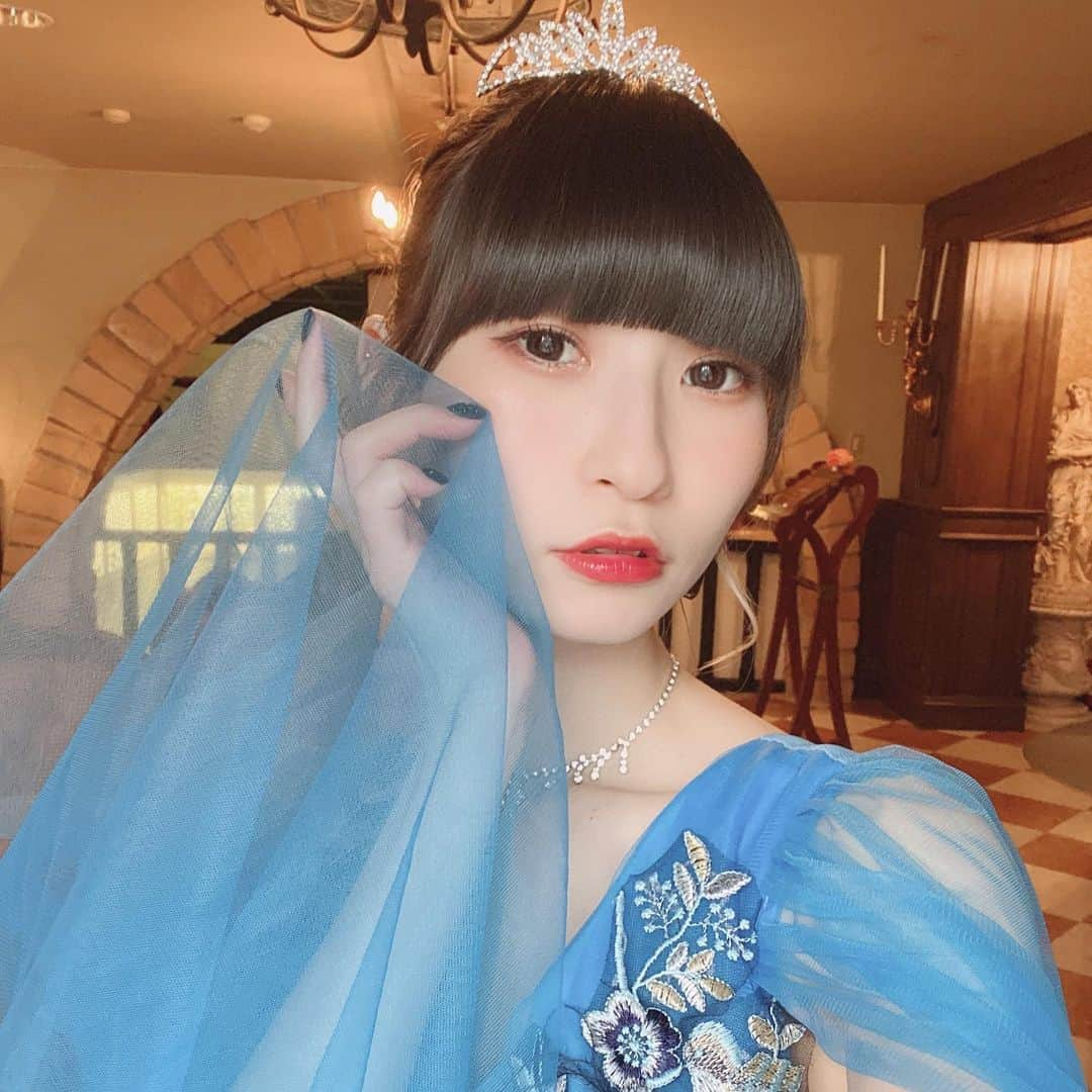 ピンキー！☆藤咲彩音さんのインスタグラム写真 - (ピンキー！☆藤咲彩音Instagram)「5/19発売のNEWシングル「プリンセスでんぱパワーシャインオン！」のMVが公開されたよ◎ ドレスを着たよ👗YouTubeでぜひみてねん」4月22日 22時04分 - pinky_ayane