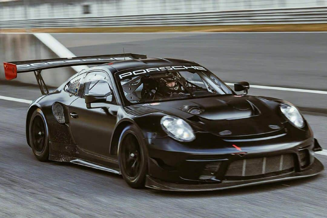 クリス のインスタグラム：「#Gt3r」