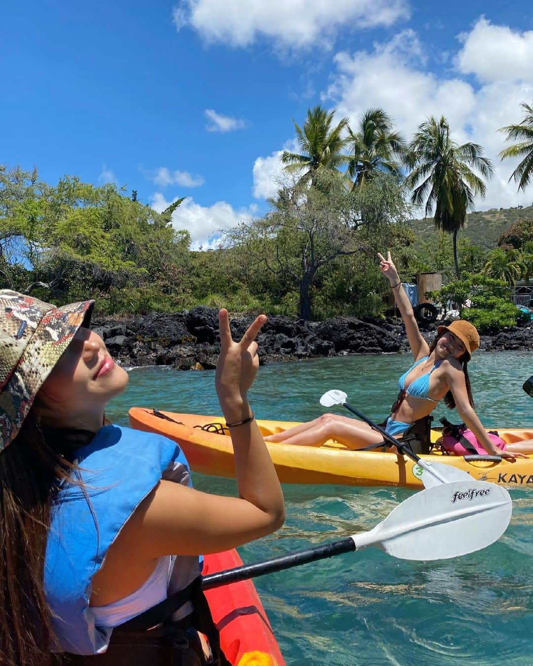 吉原日奈さんのインスタグラム写真 - (吉原日奈Instagram)「🛶🌺」4月19日 8時11分 - hina_yshr