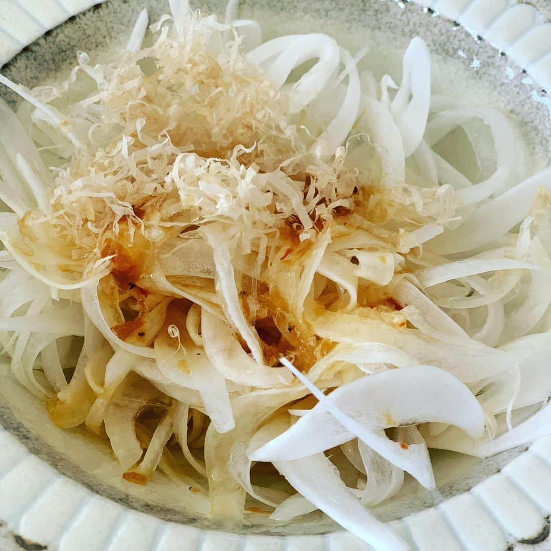 金村義明さんのインスタグラム写真 - (金村義明Instagram)「アロン！ 朝食！ 日の出ぶっかけ肉うどん！ オニオンスライス！ 超超超劇劇劇ウマママママシ！ 月曜日MBSラジオ！ 生放送！」4月19日 9時28分 - yoshiaki_kanemura