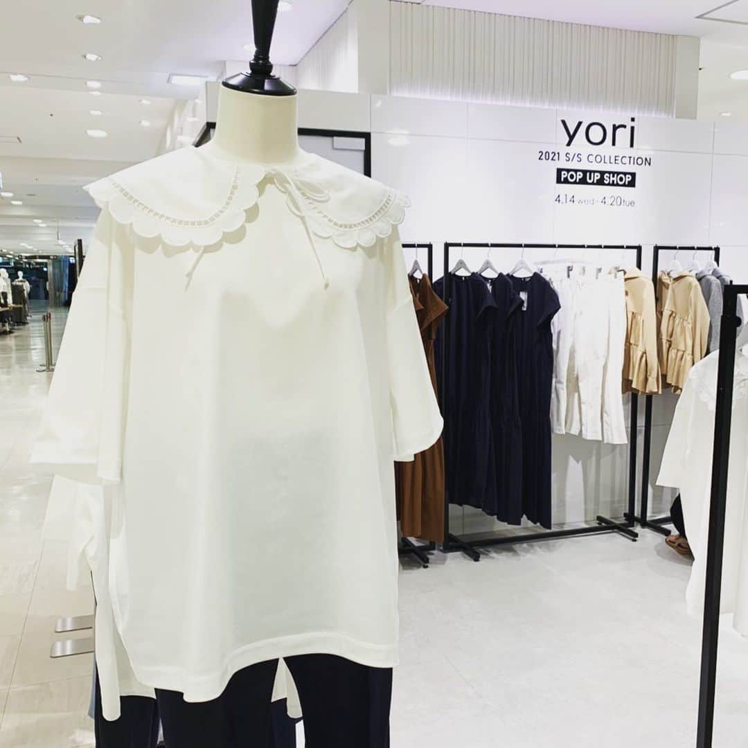 yoriのインスタグラム：「*pop up shop at 名古屋 6日目*  まもなくyori 2021spring pop up shop at 名古屋がopen致します！﻿ ﻿ 皆様のご来場心よりお待ちしております。﻿ ﻿ ◾︎yori 2021 Spring pop up shop at Nagoya﻿ ﻿ 4/14wed～4/20 tue﻿ ジェイアール名古屋タカシマヤ﻿ ５階イベントスポット﻿ ﻿ 愛知県名古屋市中村区名駅1-1-4﻿ 営業時間：午前10時00分～午後8時00分﻿ ﻿ #yori_japan」