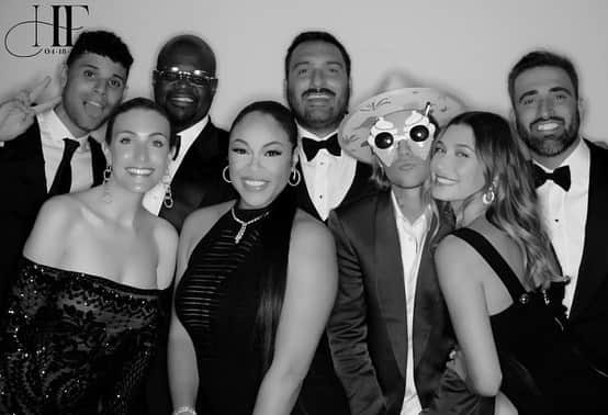 ジャスティン・ビーバーのインスタグラム：「Congrats @harv and @felishafury excited to watch you guys continue to walk in your purpose」