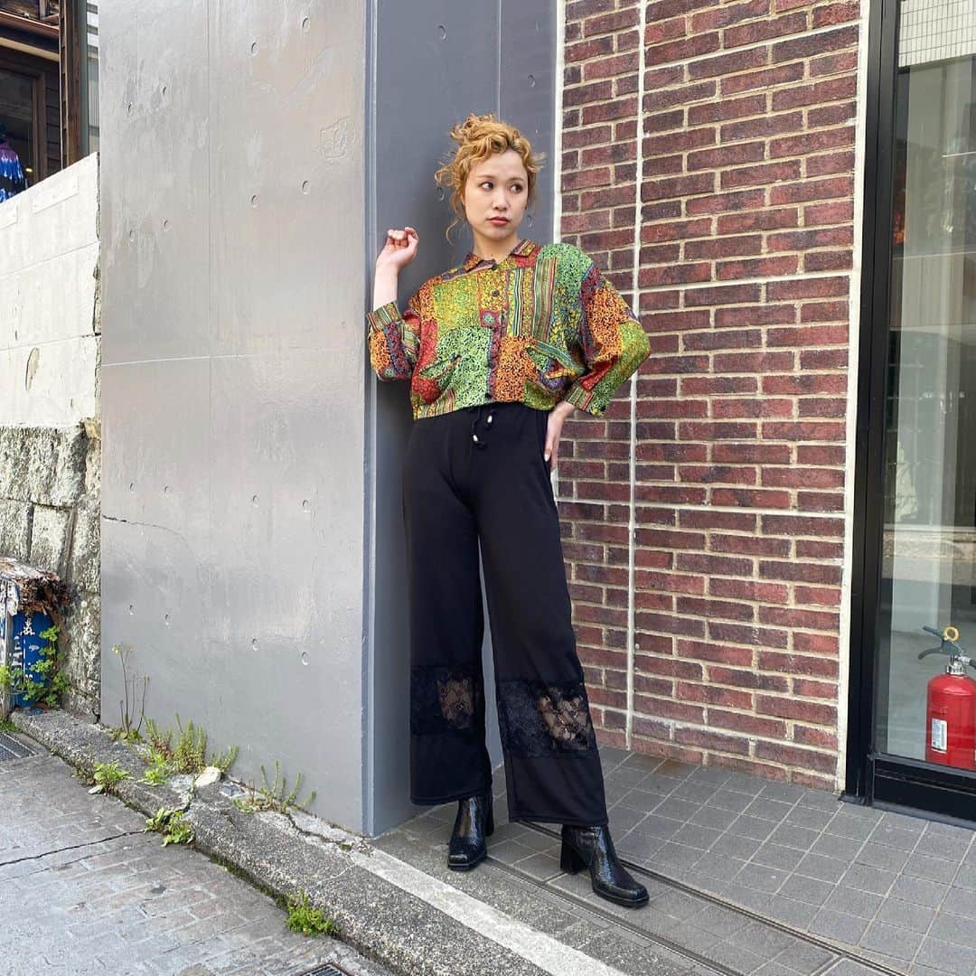PUNK CAKEのインスタグラム：「•oriental ornament pattern short shirt【SOLD】 •lace swithing easy pants」