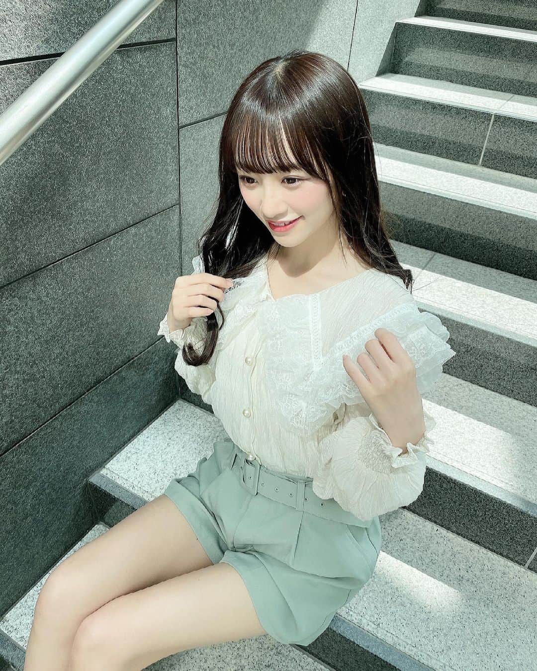 音嶋莉沙さんのインスタグラム写真 - (音嶋莉沙Instagram)「サイン会で着た私服✿.*･﻿ ﻿ ミントグリーンは、春だねぇ〜🌸🍃﻿ ﻿ ﻿ ﻿ #私服 #Risaコーデ﻿ #dholic #プチプラコーデ」4月19日 21時09分 - otoshima_risa