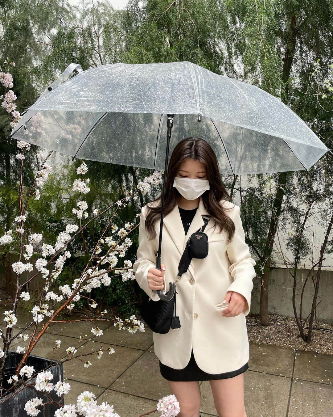 古田愛理さんのインスタグラム写真 - (古田愛理Instagram)「憂鬱な雨の日の私服☂️」4月19日 22時04分 - airi_furuta