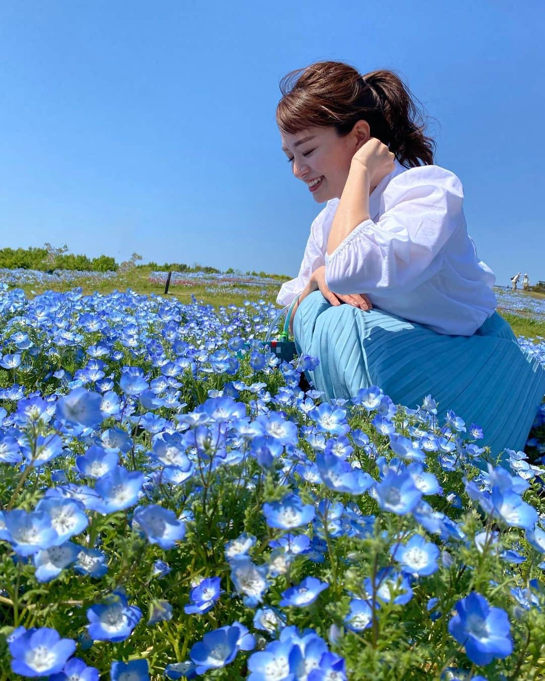 中谷萌さんのインスタグラム写真 - (中谷萌Instagram)「今日は雲ひとつない青空で ほぼ目があきませんでした🤫😌🦋」4月19日 23時18分 - n_moepi_fbs