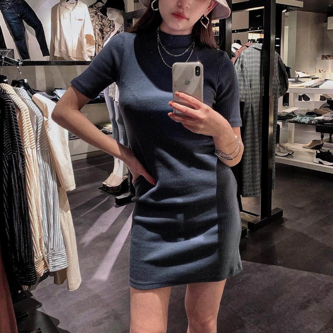 井上 莉彩のインスタグラム：「. 最近買ったお気に入り❤︎❤︎ 黒も買っちゃう。 .」