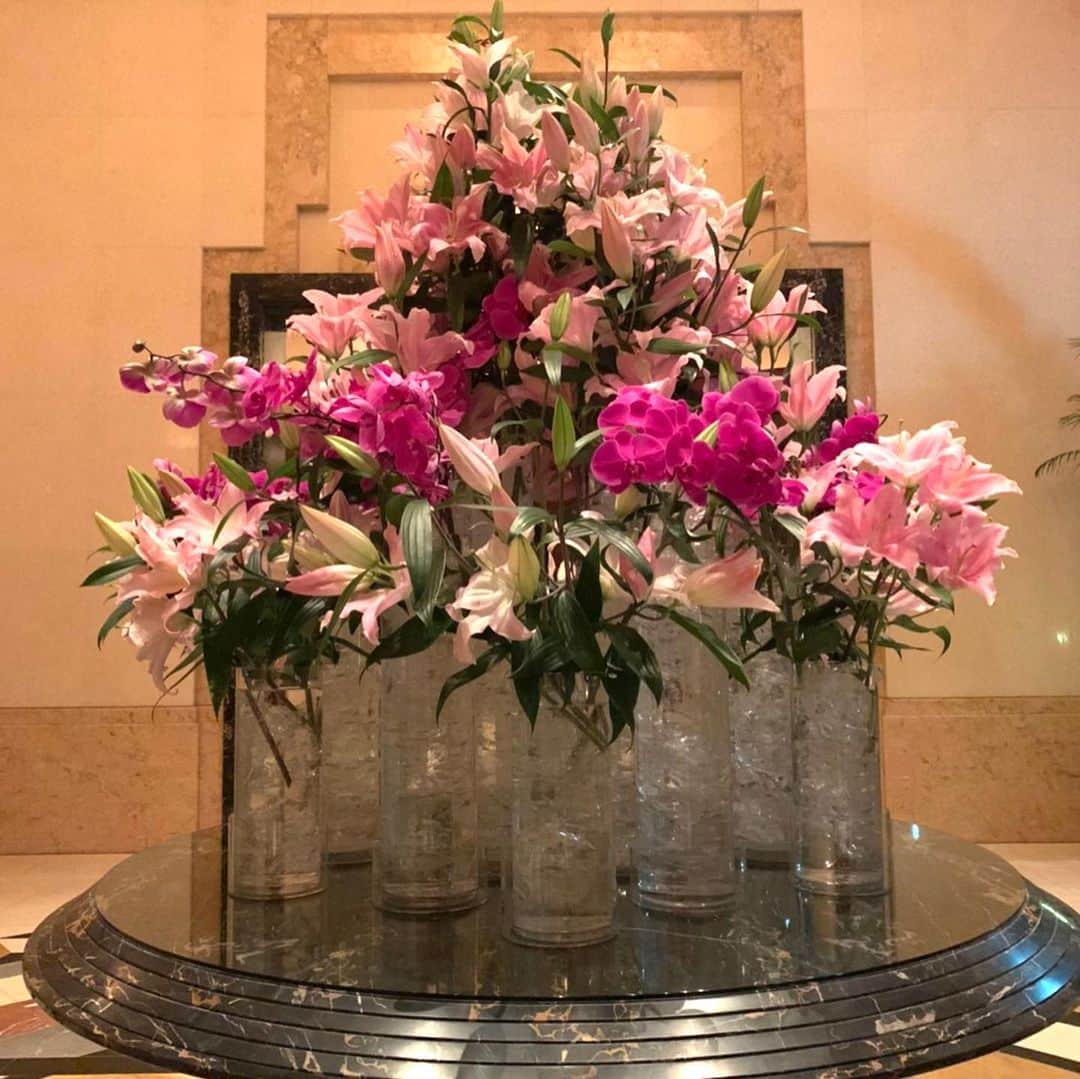 楠紗友里さんのインスタグラム写真 - (楠紗友里Instagram)「* お仕事前に… 素敵な時間を過ごしました🥰 お花の香りに包まれて、幸せ❣️  #東京ベイコート倶楽部 #instadaily」4月20日 11時11分 - sayuri_kusunoki