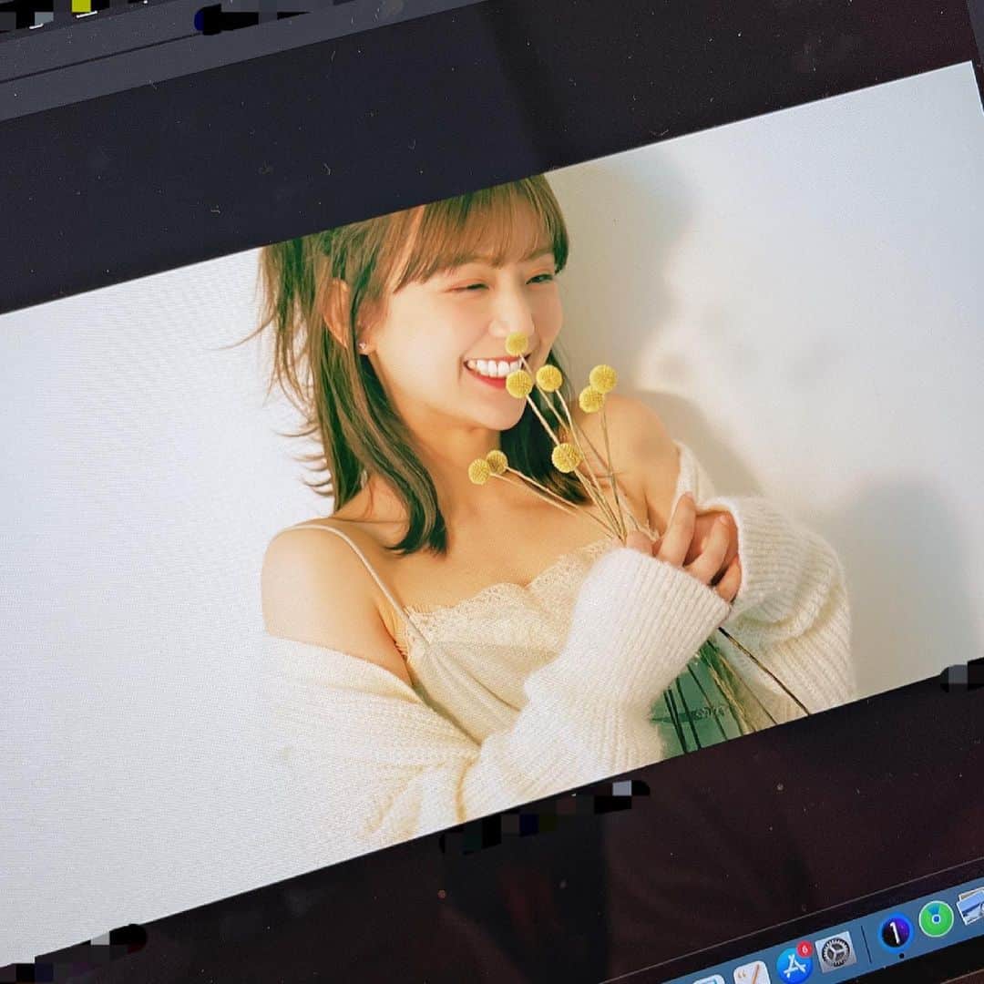 ひよんのインスタグラム：「🌷💛 ㅤㅤㅤㅤㅤㅤㅤㅤㅤㅤㅤㅤㅤ たのしかった撮影☺️🌈 爆笑してるㅋㅋ ㅤㅤㅤㅤㅤㅤㅤㅤㅤㅤㅤㅤㅤ #ひよん」