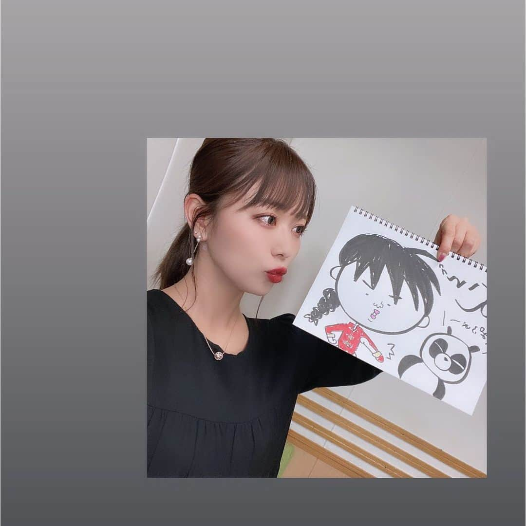 井口裕香さんのインスタグラム写真 - (井口裕香Instagram)「❤︎ 昨日はむんの日！ ありがとうございました☺️ 日曜日配信イベントもあったから ２日連続でお会いできましたな♡  きょうもいちにちおつかれさまでした。 あしたもがんばりましょう！ 来週も、むん聴いてくださいね❤︎ . . . one-piece #dholic pierce #dholic necklace #dior  顎周りの鍼、たまらん🥴💭」4月20日 22時59分 - ooo31_iguchiyuka_31ooo