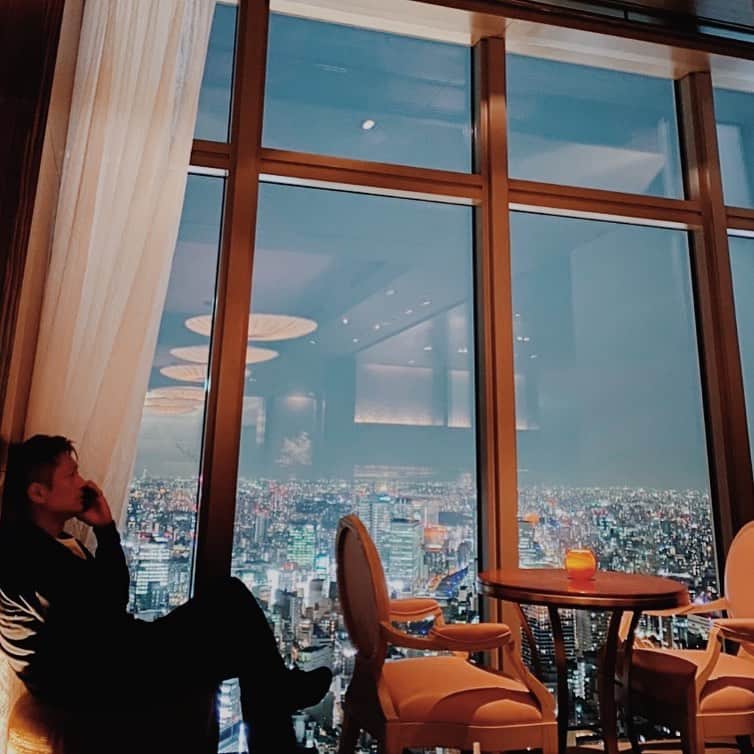 のインスタグラム：「☆talking business with @taichi_1214 ☆ #newera #timewilltell #photooftheday #instagood #goodnight」