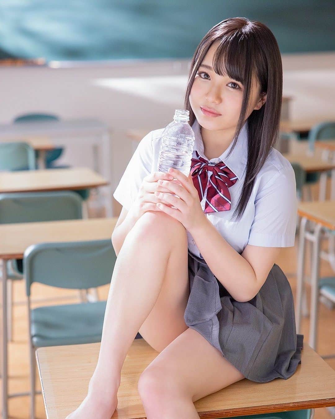 ARROWSのインスタグラム：「SOD『青春時代　高橋りほdébut』の写真などは プロフィールに公式TwitterのURLが添付してますのでフォローお願い致します😊 ACT Instagram #高橋りほ #セクシー女優  #av女優  #act娘  #instagood  #followｍe #follow」