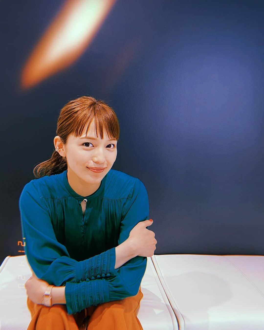 川口春奈さんのインスタグラム写真 - (川口春奈Instagram)「いよいよ今夜スタート！着飾る恋には理由があって　@kikazarukoi_tbs  なんていうのかな、きゅんもあるし、いろんな人にいろんなことを気付かされる、ハッとする、癒される、あったかくなる、なにより観てる方が元気になれるような、がんばろうと思えるような、そんなドラマになっていたらとても嬉しいです。日々みんなで頑張って創っているので是非観ていただけたら嬉しいです♡ 星野源さまの楽曲もとってもステキです。ありがとうございます。」4月20日 16時17分 - haruna_kawaguchi_official