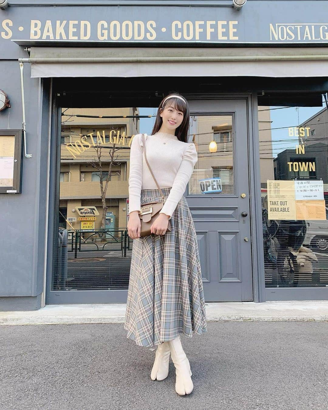 関根ささらさんのインスタグラム写真 - (関根ささらInstagram)「New York Styleのカフェにて♡ . . #コーデ記録 👗💗 #tops : #grl #skirt : #grl @grl_official  #boots : #zozotown @zozotown  . . #プチプラ #プチプラコーデ #プチプラファッション #ぷちぷら #ぷちぷらコーデ #グレイル #グレイル購入品 #ゾゾタウン #ny #newyorkstyle #nostalgia #nostalgiacafe #ノスタルジアカフェ #高円寺 #高円寺カフェ #高円寺ランチ #koenji #koenjicafe #cafe #cafestagram #カフェスタグラム」4月20日 20時39分 - sasarasekine