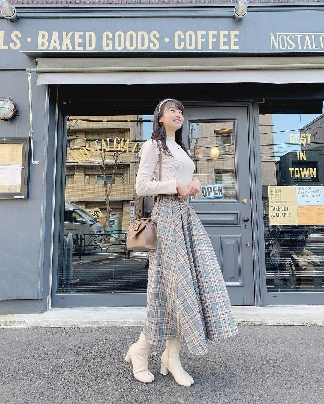 関根ささらさんのインスタグラム写真 - (関根ささらInstagram)「New York Styleのカフェにて♡ . . #コーデ記録 👗💗 #tops : #grl #skirt : #grl @grl_official  #boots : #zozotown @zozotown  . . #プチプラ #プチプラコーデ #プチプラファッション #ぷちぷら #ぷちぷらコーデ #グレイル #グレイル購入品 #ゾゾタウン #ny #newyorkstyle #nostalgia #nostalgiacafe #ノスタルジアカフェ #高円寺 #高円寺カフェ #高円寺ランチ #koenji #koenjicafe #cafe #cafestagram #カフェスタグラム」4月20日 20時39分 - sasarasekine