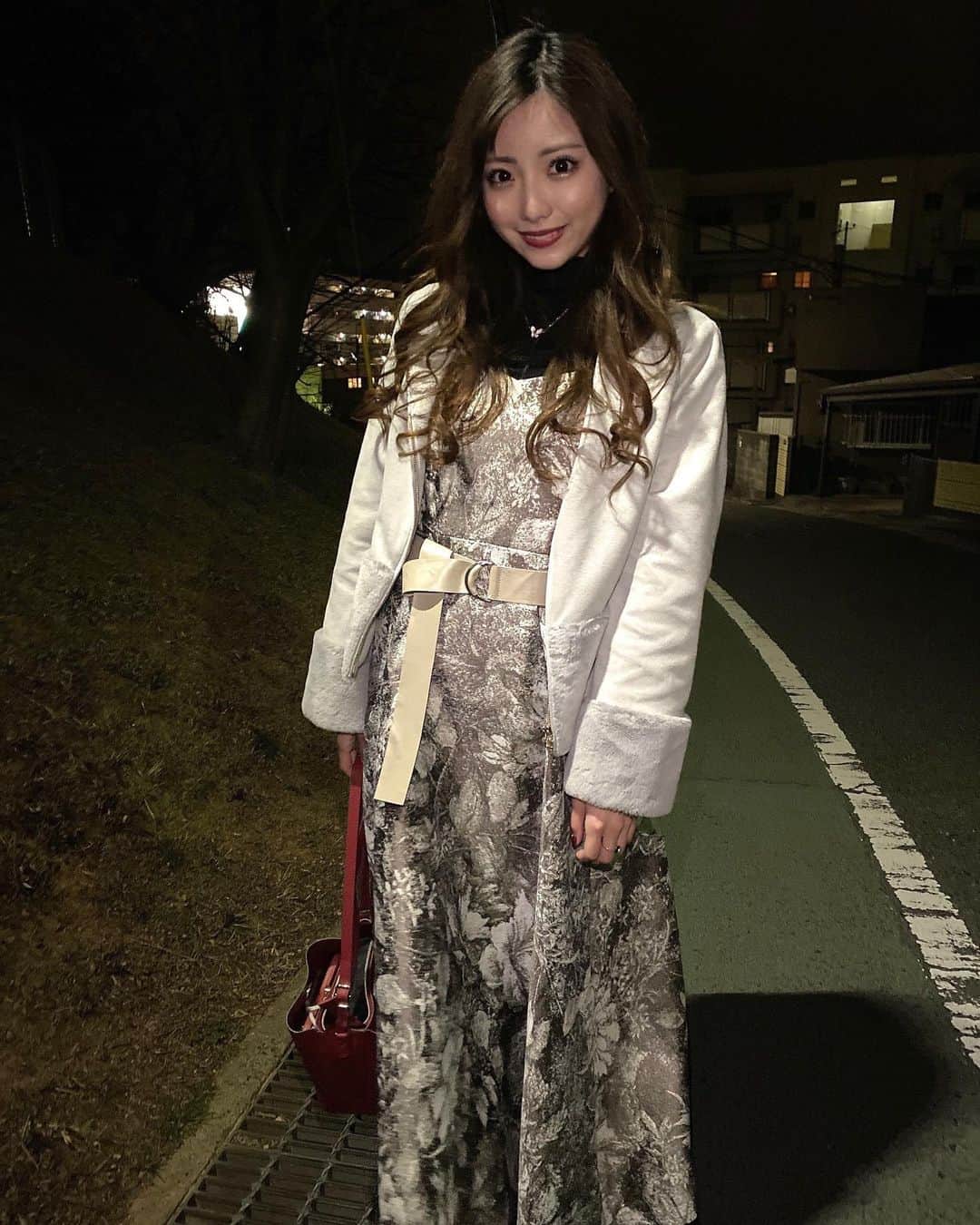 山下みちるさんのインスタグラム写真 - (山下みちるInstagram)「・ 可愛い子に撮ってもらったお気に入りの写真🤭♥️ ・ #ファッション #ワンピース #大学生コーデ #アクセサリー #コーデ #오오티디 #데일리룩 #00년생 #fashion #randa #instagood」4月20日 20時58分 - hello_chiruchiru