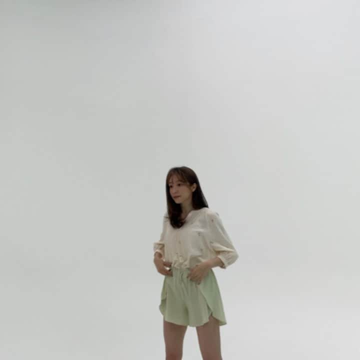 のインスタグラム：「그게뭐져..?😯」