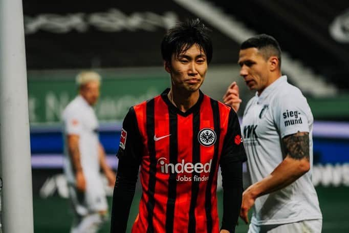 鎌田大地さんのインスタグラム写真 - (鎌田大地Instagram)「Let’s go 4 more games 💪🏋️🦅  @eintrachtfrankfurt」4月21日 6時38分 - kamadadaichi