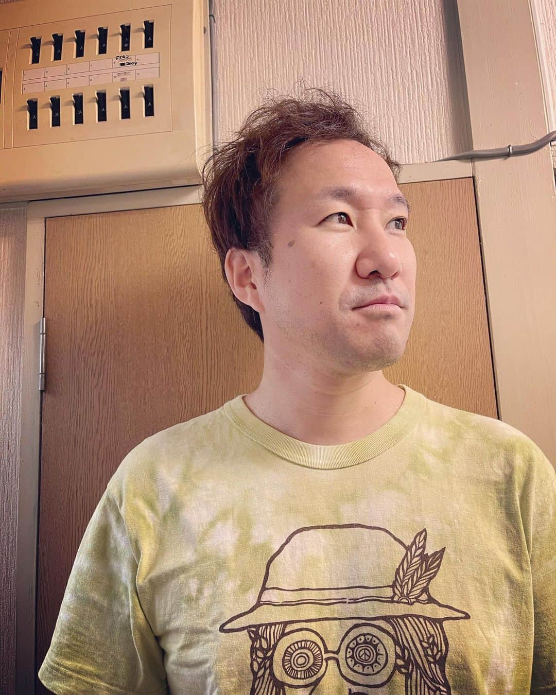 杉本知香さんのインスタグラム写真 - (杉本知香Instagram)「大輔さん、どの角度から見ても隙が無くてかっこいい😆🎶 池谷くん、恵比寿筑紫楼料理長の菊池くんと 2年ぶりに再会😆 今日1人でぷらっとランチしてきたのでパチリ❣️  #中目黒美容室 #宮川大輔#イッテq #青空レストラン #夜な夜なラブ子さん #paypay  #ジョイマン池谷#ジョイマン#なんだこいつー #筑紫楼恵比寿店 #フカヒレ#筑紫楼」4月21日 16時55分 - sugimotoc