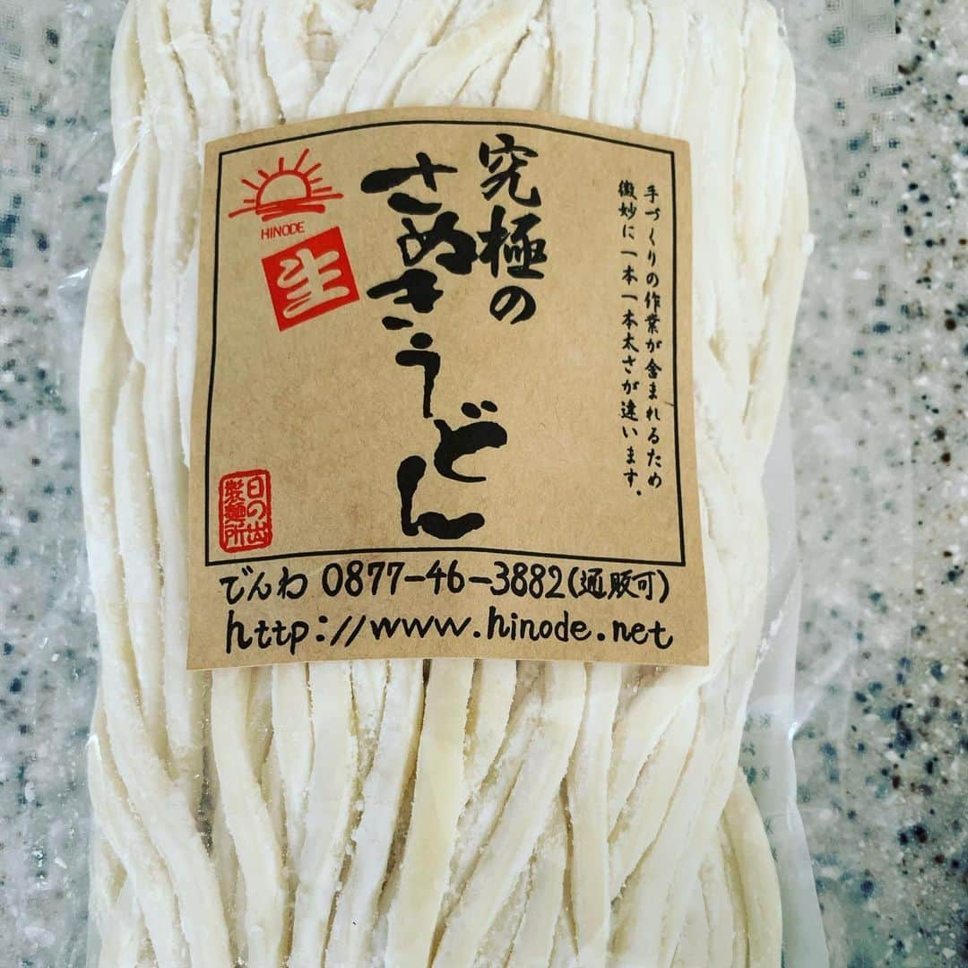 金村義明さんのインスタグラム写真 - (金村義明Instagram)「朝食！ 日の出製麺！ 具沢山ぶっかけうどん！ 顎疲れるわ！ Ｊスポーツオンデマンド中継 Ｊコム馬車道スタジオ 横浜中日戦ナイター」4月21日 9時52分 - yoshiaki_kanemura