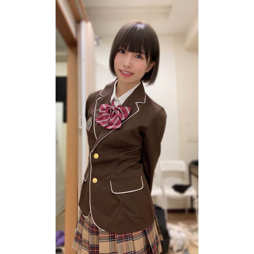 村上りいなさんのインスタグラム写真 - (村上りいなInstagram)「制服着た😊😊  #instagood #followme #selfie #制服 #schooluniform #cosplay #コスチューム」4月21日 9時58分 - riina_murakami