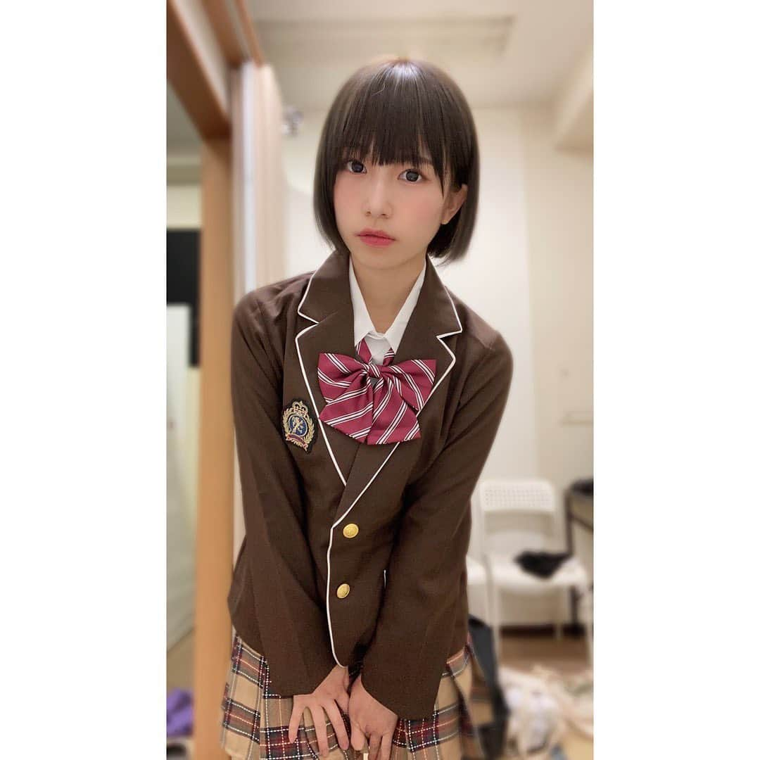 村上りいなさんのインスタグラム写真 - (村上りいなInstagram)「制服着た😊😊  #instagood #followme #selfie #制服 #schooluniform #cosplay #コスチューム」4月21日 9時58分 - riina_murakami