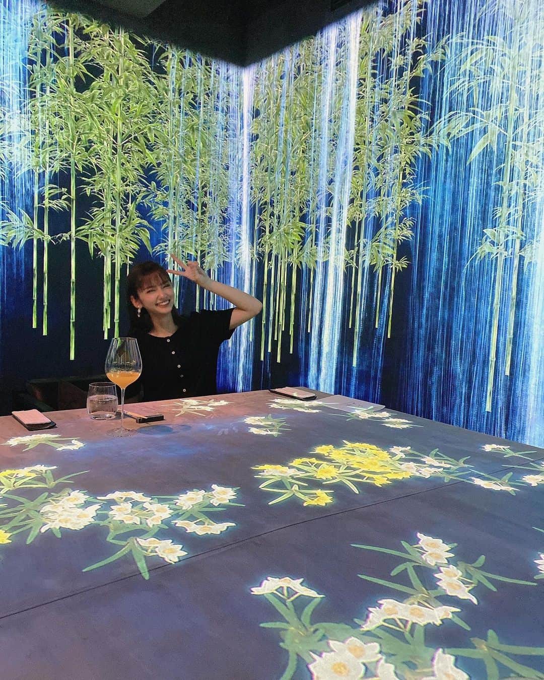 小泉遥のインスタグラム：「. . チームラボなひととき🌻 . #teamlab」