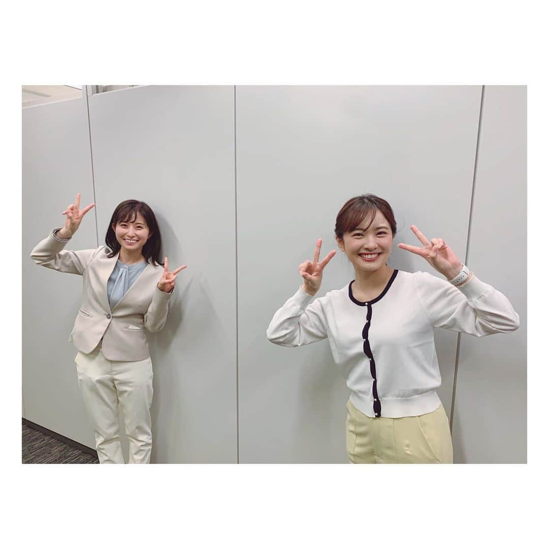 河出奈都美さんのインスタグラム写真 - (河出奈都美Instagram)「. YTV佐藤佳奈アナウンサー✨  昨日の野球中継のため来ていた 同期の佐藤アナに会いました😆✨  会うのはなんと新人研修以来…！ もう3年目になりました。早すぎる〜🥲  #zeroのお天気コーナーで #関西のニュース担当の日もあるそう #Wチェックするチャンスかも？笑 #そしてなぜか今どき #Wピース  #入社3年目 #同期 #アナウンサー #読売テレビ #佐藤佳奈 アナ #ニックネームはさかな🐟 #日本テレビ #河出奈都美」4月21日 19時58分 - kawade_natsumi