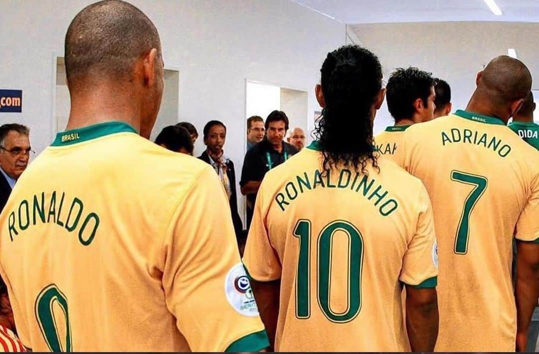 のインスタグラム：「#tbt @cbf_futebol 💛🇧🇷」