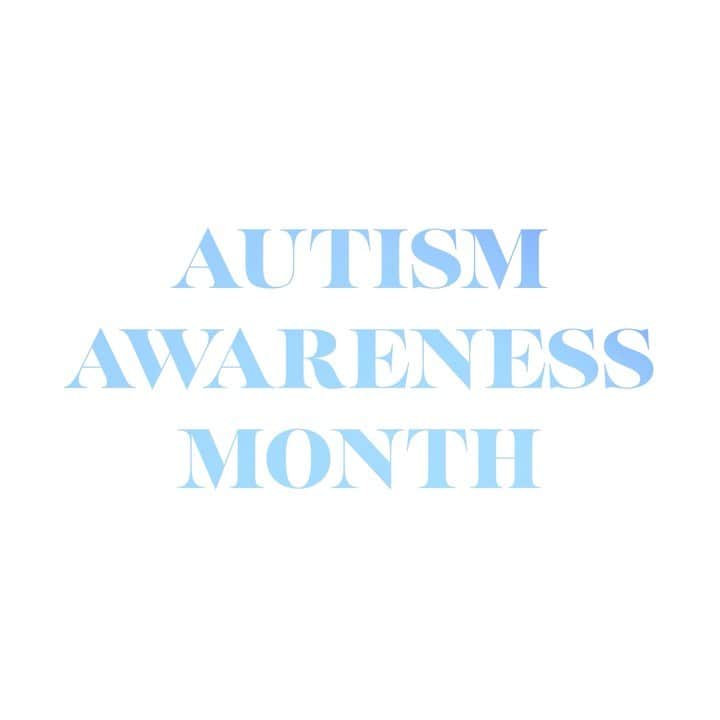 ジャクリーン・ヤブロンスキーのインスタグラム：「Tomorrow I will be going live with @laisribeiro and @autismtomorrow board member Michael Rosanoff on @si_swimsuit Instagram, to celebrate Autism Awareness Month. Looking forward to sharing stories and raising autism awareness. Join us at 1:30EST❤️.   #autismawarenessmonth」