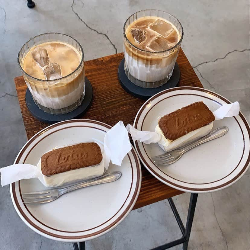 あすぽんのインスタグラム：「@nanaka_fukue が埼玉でお仕事できてたのでカフェしてきた☕️🍃  浦和にこんなところあったなんて🤭 チーズケーキ美味しすぎた♡  #nogcoffeeroasters #浦和カフェ  #埼玉カフェ#cafe巡り #チーズケーキ #韓国系カフェ#likeme#followｍe」