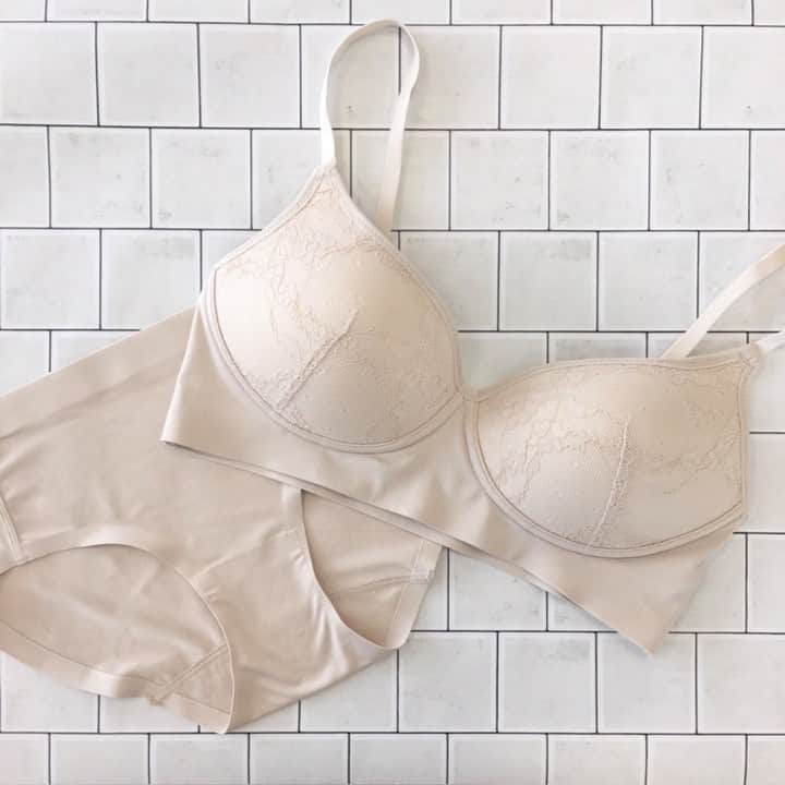 しまむらさんのインスタグラム写真 - (しまむらInstagram)「HK WORKS LONDON-underwear-シリーズから、 好評発売中の新作アイテムをご紹介  トレンド×ベーシックを両立した 素敵アイテムが勢ぞろいしています  今年のイメージモデル・前田希美さん( @maeda_nozomi )の とってもキュートなポスターも、是非お店でチェックしてくださいね  ハーフトップ・ショーツセット 　\1089 インナー　　　　　　　　　 　　\539～  HKの新作アイテムで、インナーライフをおしゃれにアップデートしよう♪  #前田希美 #まえのん #かわいい #トレンド #トレンドカラー #トレンドアイテム #しまむら #しまパト #しまむらパトロール #HKWORKS #hkworkslondon #ブラ #ブラジャー #ショーツ #インナー #カップ付き #カップ付きインナー #ノンワイヤーブラ #レースインナー #下着 #プチプラファッション #プチプラ #プチプラ部 #プチプラ大好き #Inner #bra #underwear」4月22日 15時00分 - grshimamura