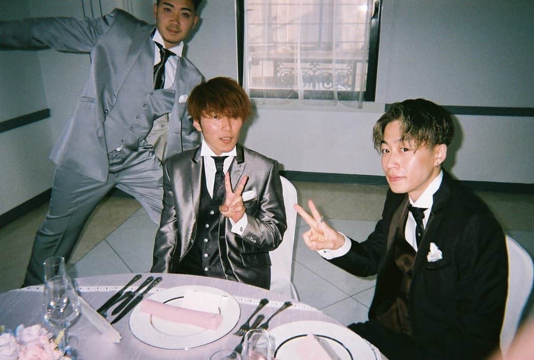 あむぎりさんのインスタグラム写真 - (あむぎりInstagram)「友達の結婚式に参加してみたい😌  #友達少ないこと忘れてた」4月22日 15時46分 - com.amugiri