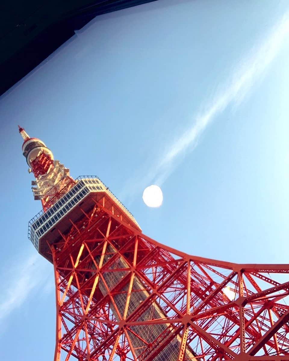 吉瀬美智子さんのインスタグラム写真 - (吉瀬美智子Instagram)「空を見上げて✨」4月22日 18時35分 - michikokichise