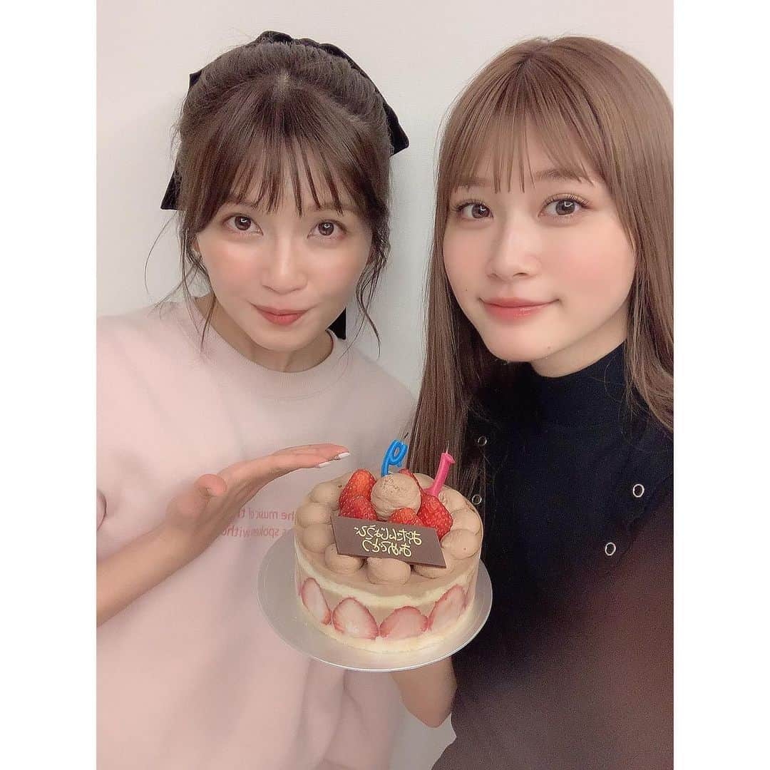 宇野実彩子さんのインスタグラム写真 - (宇野実彩子Instagram)「.﻿ ささやかに、めるるの誕生日を我が家でお祝い🎂⭐️﻿ ﻿ 19歳👀🌈﻿ 外からはもちろん内面からもキラキラが溢れて、﻿ 一緒にいて私まではっぴーすになります✌️﻿ ﻿ 2人でお喋りが止まらずあっという間の時間でした☺️」3月29日 20時57分 - misako_uno_aaa