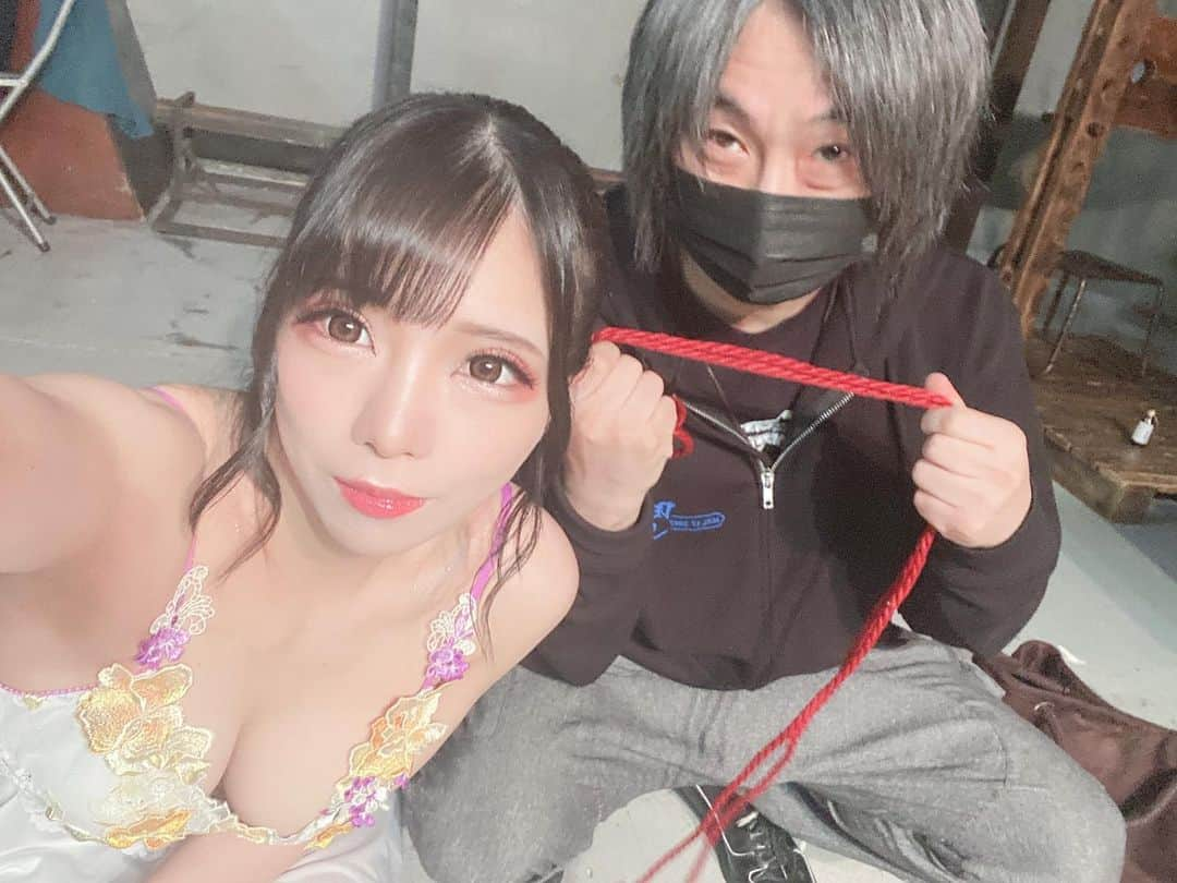 美らかのん（久我かのん）さんのインスタグラム写真 - (美らかのん（久我かのん）Instagram)「. . . 昨日のイベントに来て下さった皆様ありがとうございました🙏✨ . 予想外に沢山来てくれて、全員にちゃんとご挨拶出来なかったの申し訳ないです🥺💦 . . そして最後までいた方はびっくりだったよね🥲ごめんなさい🥲 . 狂美様とちゃんとお話して沢山寝て落ち着きました🥲ショーの感想もとっても元気が出るので何度も読み返してました🥲💞笑 . . 最後のは初めての出来事だったのでもう無いはず…！またイベント来てもらえると嬉しいです🥲 . . . #美らかのん #久我かのん #smショー #主従関係 #ご主人様 #smの人 #av女優 #セクシー女優 #youtuber #tiktoker #緊縛 #麻縄 #kinbakuart #bdsm #goodnight」3月29日 21時22分 - chura_kanon