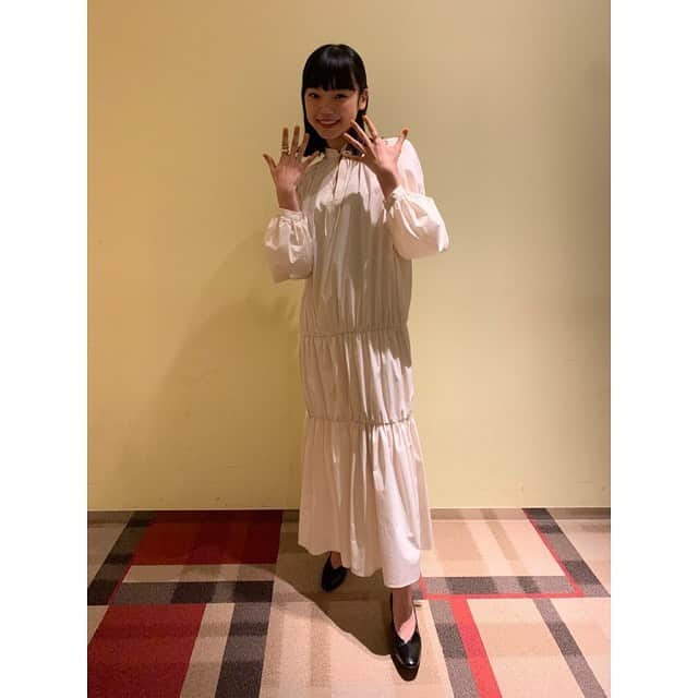 古川琴音さんのインスタグラム写真 - (古川琴音Instagram)「* 明日夜7:00〜日テレ「ワールドドキドキビデオ」に出演します💨 ・ 自分って意外と…って感じでした😂 是非見てください！ ・ ワンピース：ADAM ET ROPÉ リング：gray」3月29日 22時04分 - harp_tone