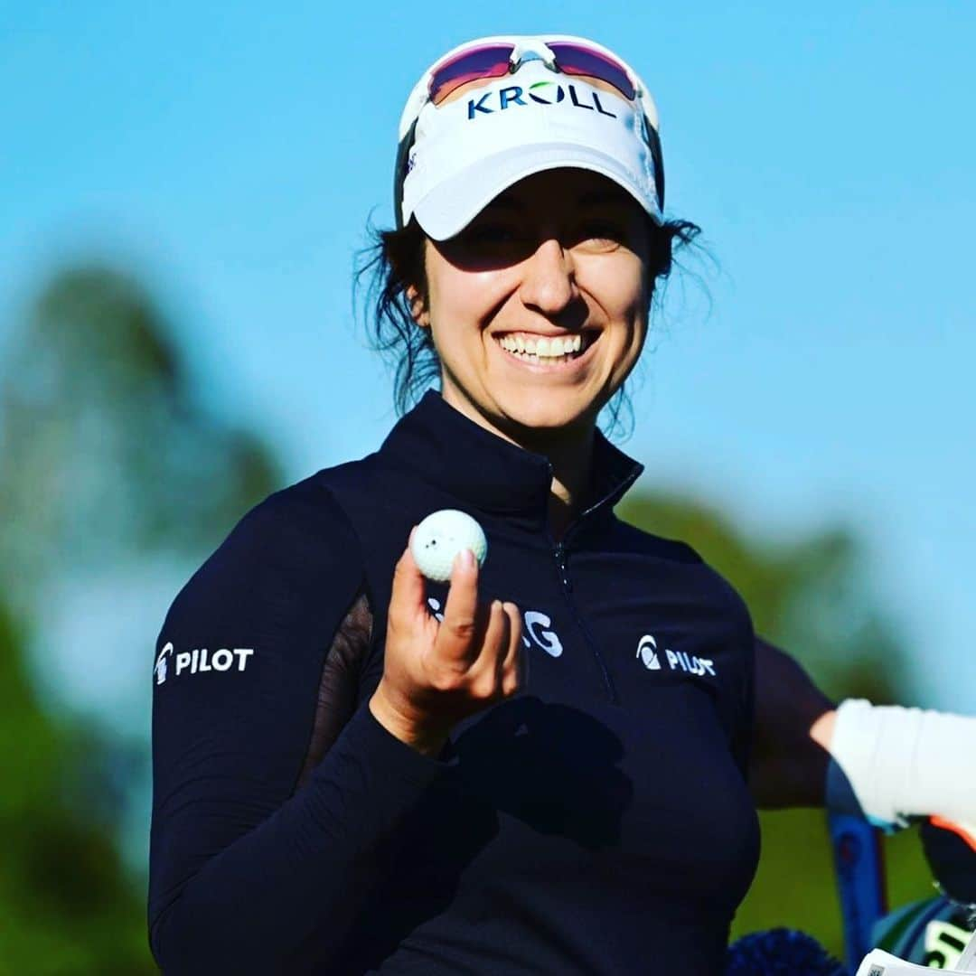 マリナ・アレックスのインスタグラム：「Crazy week at @lpgakiaclassic ! Couple eagles and lots of tacos.. Feels so good to be competitive again! Appreciate all the love and support ♥️♥️ looking forward to @anainspiration」