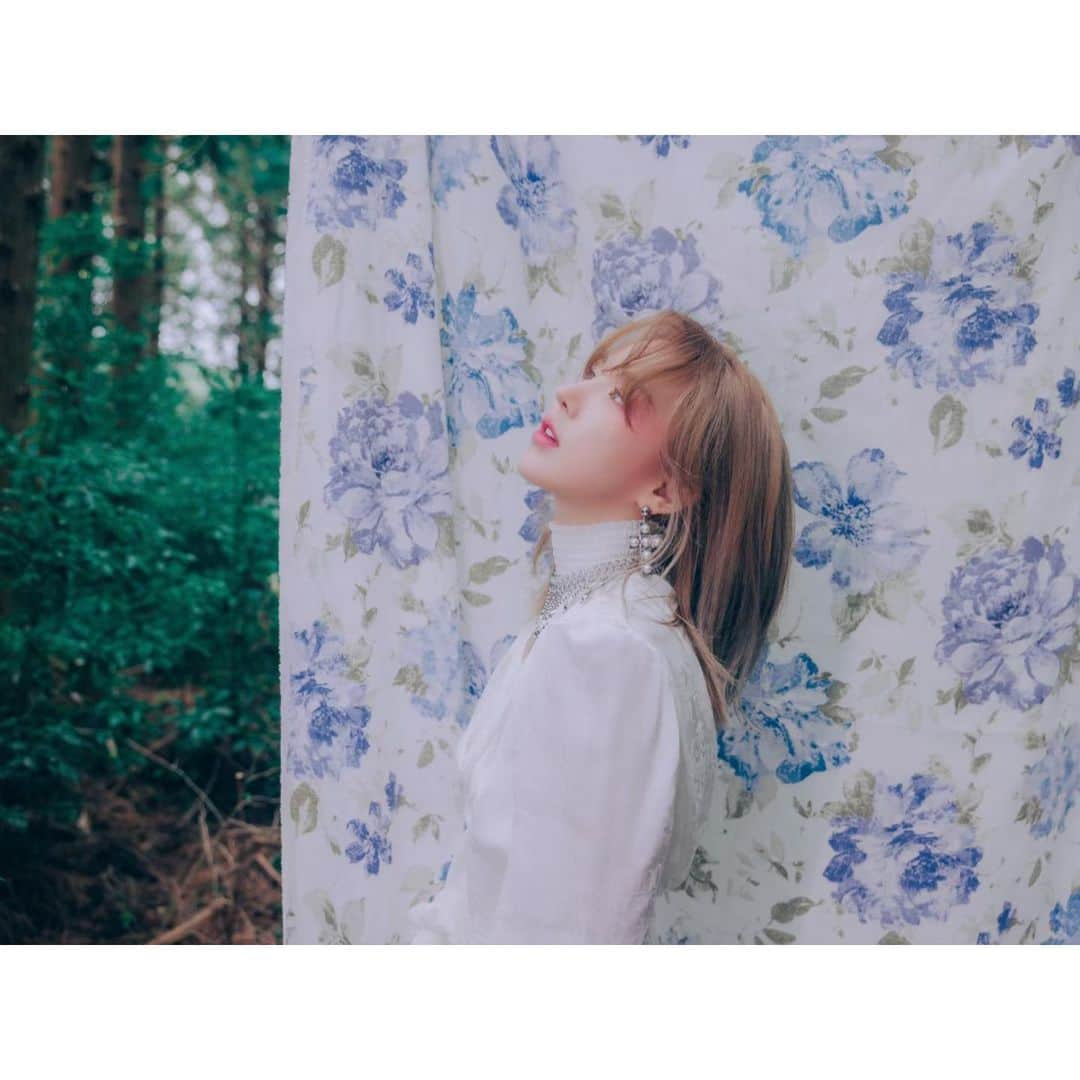 ウェンディさんのインスタグラム写真 - (ウェンディInstagram)「WENDY 웬디 The 1st Mini Album [Like Water]  🎧 2021.04.05. 6PM KST」3月30日 12時56分 - todayis_wendy