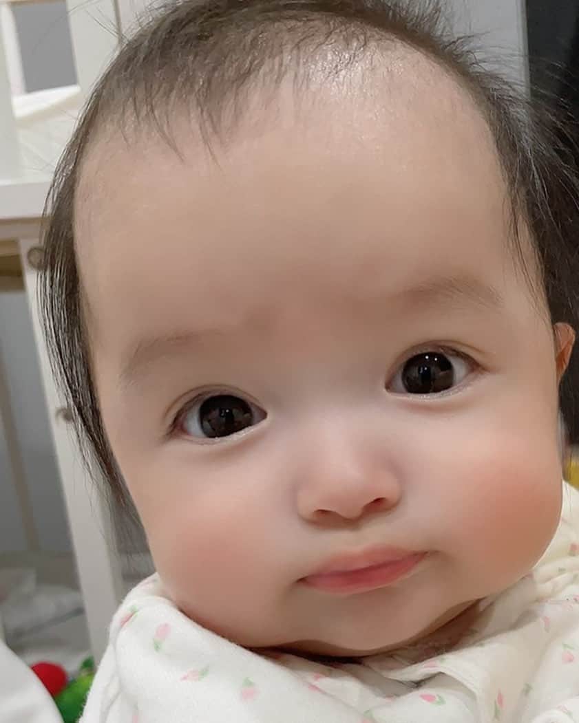 アレクサンダーのインスタグラム：「今日の美人ちゃん❤️ だよん❤️」